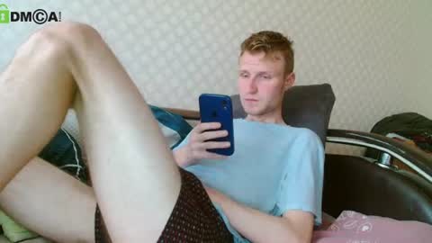 Snapshot of oscar_wildy chatting on 06-26-26, 12:20 Oscar online show from 06-26-26, 12:20