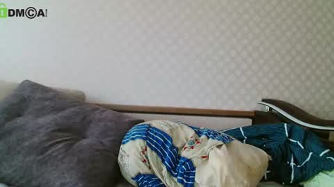 Snapshot of oscar_wildy chatting on 06-27-26, 12:33 Oscar online show from 06-27-26, 12:33