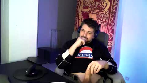 Snapshot of oscarleo chatting on 02-14-26, 12:57 the venetian online show from 02-14-26, 12:57