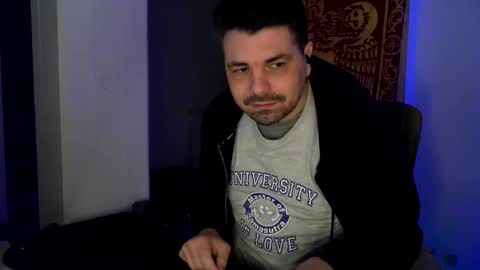 Snapshot of oscarleo chatting on 02-21-26, 11:00 the venetian online show from 02-21-26, 11:00