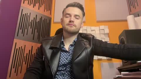 Oscar Steel Savage online show from 02-05-25, 07:20