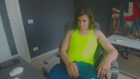 Snapshot of oscarwills chatting on 06-02-26, 12:40 OscarWills online show from 06-02-26, 12:40