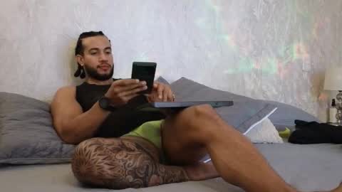 osher_cox online show from 11-04-25, 02:43