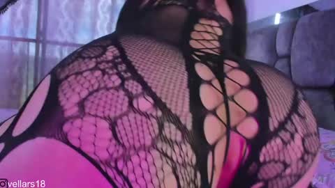 Snapshot of osiris_doll chatting on 04-17-26, 08:23 vella online show from 04-17-26, 08:23