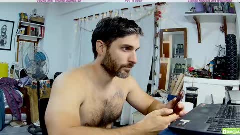 Snapshot of osito_blanco chatting on 04-29-26, 10:05 Osito Blanco online show from 04-29-26, 10:05