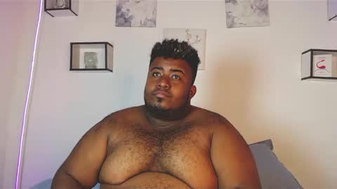 ositoblack_li2 online show from 02-09-25, 08:22