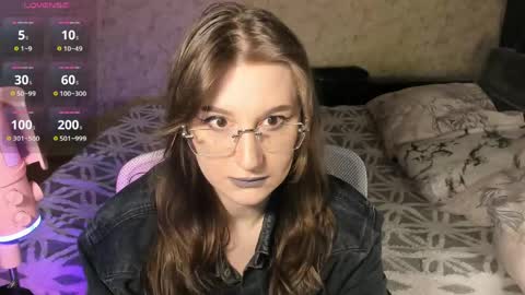 Snapshot of oskar_fucker chatting on 05-03-26, 09:21 Leliana online show from 05-03-26, 09:21