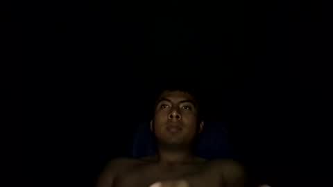 Oscar L online show from 10-26-25, 03:12