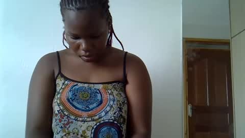 osoprettyebony online show from 10-28-25, 11:14