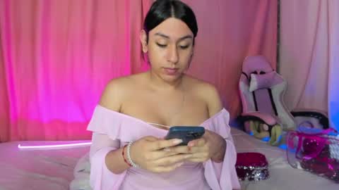 Snapshot of osoriomariaf chatting on 06-10-26, 01:39 Maria online show from 06-10-26, 01:39