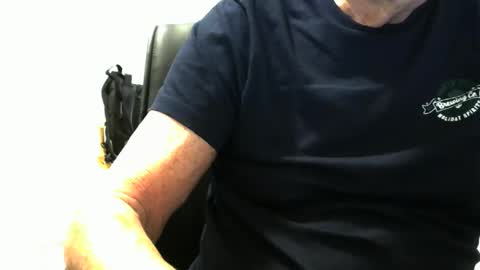 Snapshot of ossibottom chatting on 12-04-25, 03:38 Ossi online show from 12-04-25, 03:38