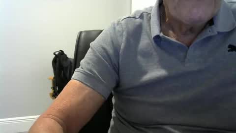 Ossi online show from 12-14-25, 03:34