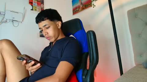Snapshot of ostin_18hot chatting on 04-28-26, 02:27 ostin 18hot online show from 04-28-26, 02:27