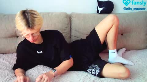 Snapshot of ostin_meoww chatting on 02-11-25, 08:15 Ostin online show from 02-11-25, 08:15