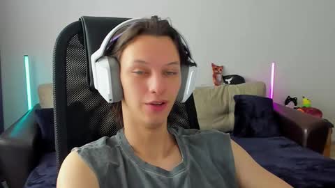 Ostin online show from 02-25-26, 07:18