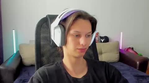 Ostin online show from 03-03-26, 07:47