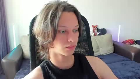 Snapshot of ostin_meoww chatting on 06-13-26, 10:46 Ostin online show from 06-13-26, 10:46