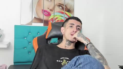 Snapshot of ostinmills chatting on 12-16-24, 02:38 Ostin baby online show from 12-16-24, 02:38