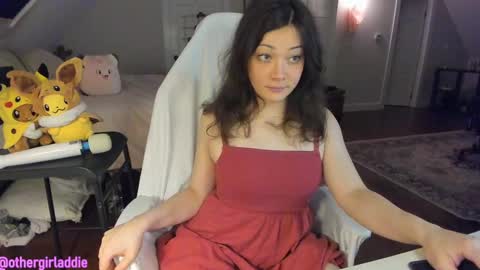 Snapshot of othergirladdie chatting on 09-11-25, 05:40 Addie online show from 09-11-25, 05:40