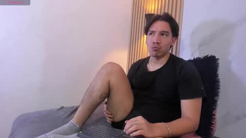 Snapshot of otto_andrew chatting on 02-03-26, 07:52 Otto Andrew online show from 02-03-26, 07:52