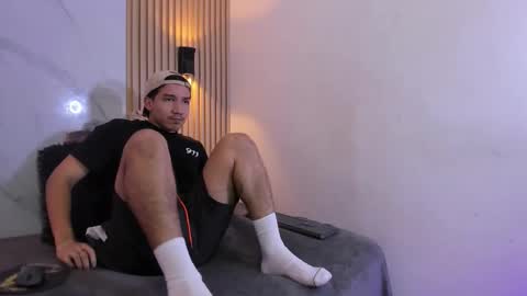 Snapshot of otto_andrew chatting on 02-08-26, 07:17 Otto Andrew online show from 02-08-26, 07:17