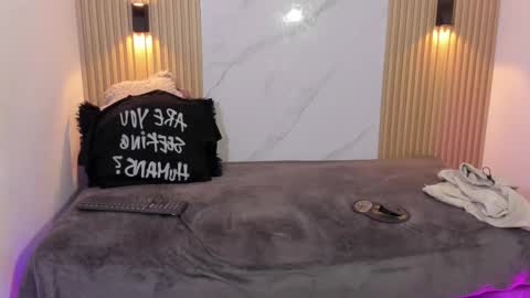 Snapshot of otto_andrew chatting on 02-19-26, 11:34 Otto Andrew online show from 02-19-26, 11:34