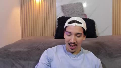 Snapshot of otto_andrew chatting on 02-20-26, 08:31 Otto Andrew online show from 02-20-26, 08:31