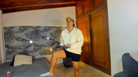 Snapshot of otto_andrew chatting on 02-23-26, 09:01 Otto Andrew online show from 02-23-26, 09:01