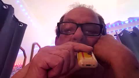 ou8124824 online show from 10-05-25, 09:02