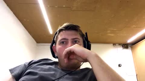 outflayd online show from 11-04-25, 02:27