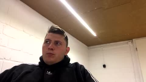 outflayd online show from 03-25-26, 01:28