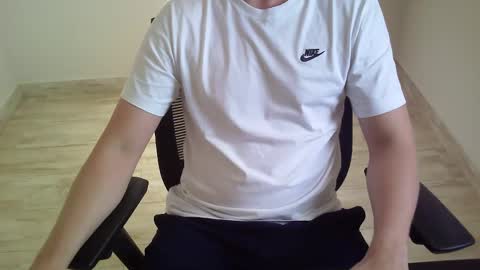 outroemail1807 online show from 04-08-26, 07:36