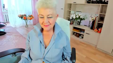 Alla online show from 05-28-26, 07:49
