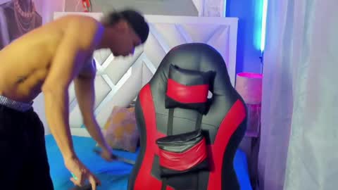 Snapshot of owen_blaze3 chatting on 04-30-26, 12:17 owen blaze online show from 04-30-26, 12:17