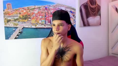Snapshot of owen_blaze3 chatting on 06-08-26, 03:18 owen blaze online show from 06-08-26, 03:18