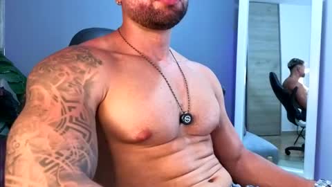 Snapshot of owenmaximus814 chatting on 04-23-26, 11:18 Maximus Owen online show from 04-23-26, 11:18