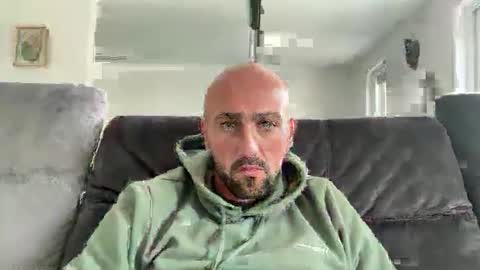 oxlade59 online show from 10-01-25, 12:00