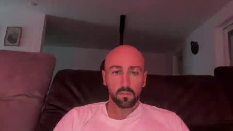 oxlade59 online show from 10-19-25, 06:47