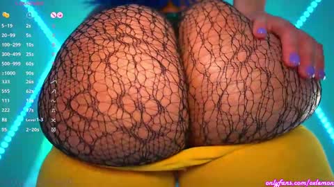 Snapshot of oxlemon chatting on 02-17-25, 02:53 oxlemon online show from 02-17-25, 02:53