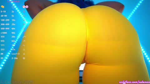 Snapshot of oxlemon chatting on 02-17-25, 05:58 oxlemon online show from 02-17-25, 05:58