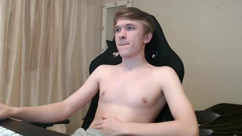 Snapshot of oydikey chatting on 09-18-25, 05:04 Oydin online show from 09-18-25, 05:04