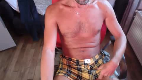 Snapshot of oyrlgtu1257 chatting on 11-20-25, 02:50 Oyrlgtu online show from 11-20-25, 02:50