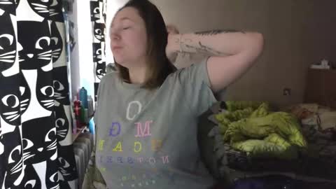 Snapshot of ozalin chatting on 02-25-26, 10:03 ozalin online show from 02-25-26, 10:03