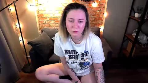 ozalin_green online show from 09-29-25, 10:03