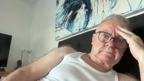 ozhairybearxxxx online show from 12-06-24, 01:07