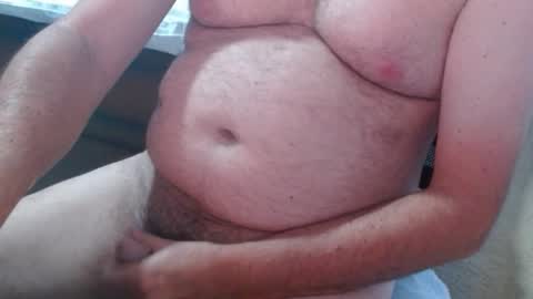 Snapshot of ozzieozzieoi chatting on 01-07-26, 01:30 HairyolOz online show from 01-07-26, 01:30