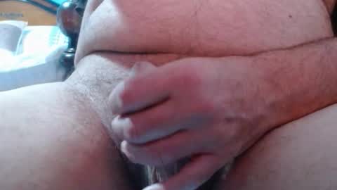 Snapshot of ozzieozzieoi chatting on 01-08-26, 02:25 HairyolOz online show from 01-08-26, 02:25