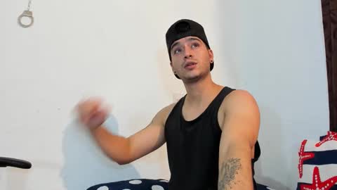 Snapshot of p_jhon chatting on 02-20-25, 07:19 P online show from 02-20-25, 07:19