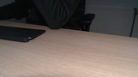 Snapshot of p_lovar chatting on 02-15-25, 08:22 Pierre online show from 02-15-25, 08:22