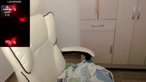 Jane online show from 02-22-25, 11:24